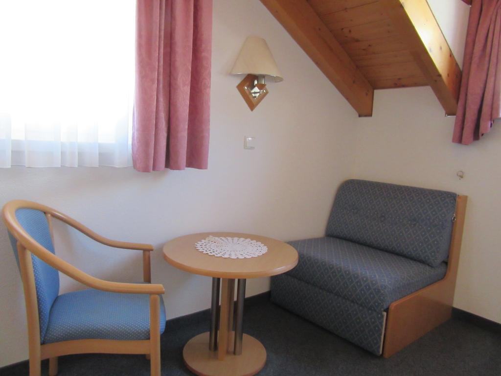 Appartements Haus Bachmann San Candido Dış mekan fotoğraf